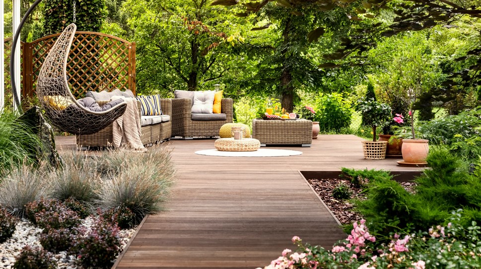 Innovative Landscape Designs to Elevate Your Outdoor Space